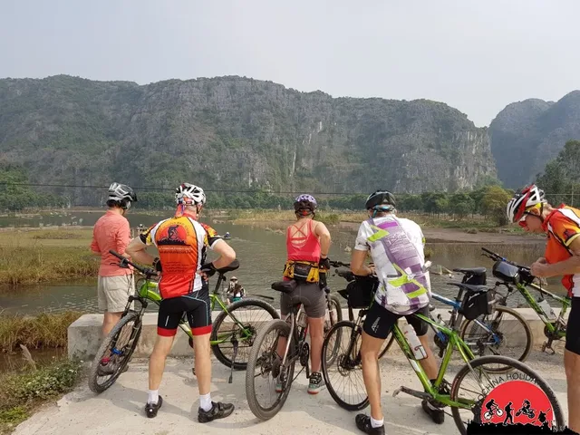 Red River Delta and Halong Bay Cruise Tour - 7 Days