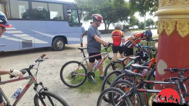 Luang Prabang Easy Cycle Tour -3 days