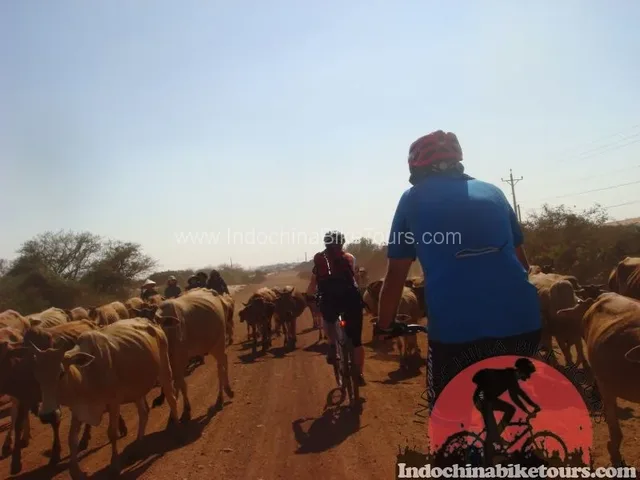 Hanoi Bike To Central Highland Of Vietnam – 13 Days